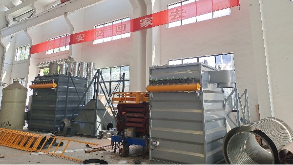 掃除企業(yè)發(fā)展的畔腳石，水泥行業(yè)除塵當(dāng)選布袋除塵器廠家耀先